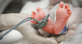 Câmara debate licença-maternidade especial para mães de bebês prematuros